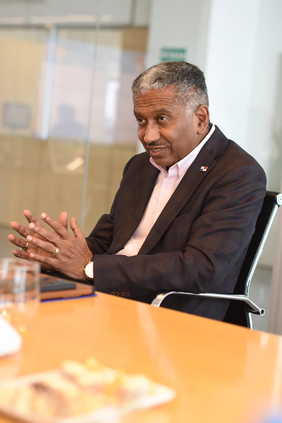 Visita del Secretario de Ciencia de Panamá